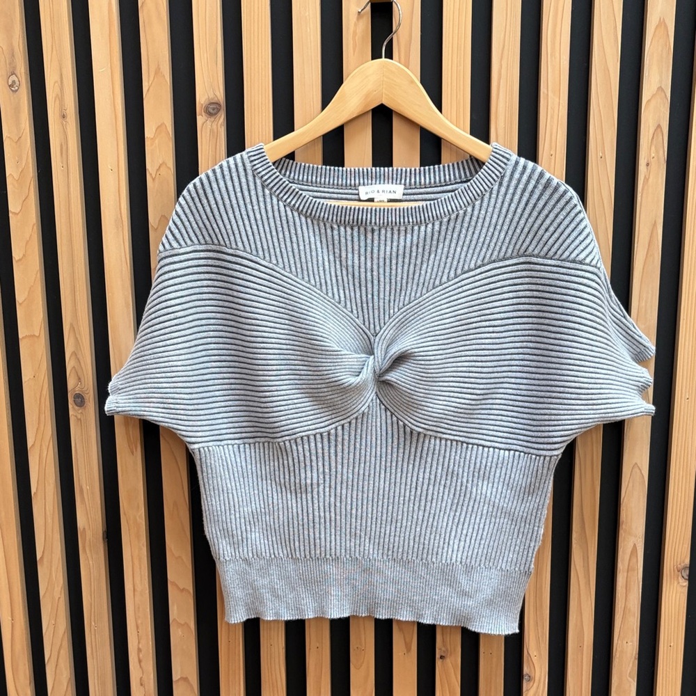 Elegant Gray Knotted Women's Sweatshirt